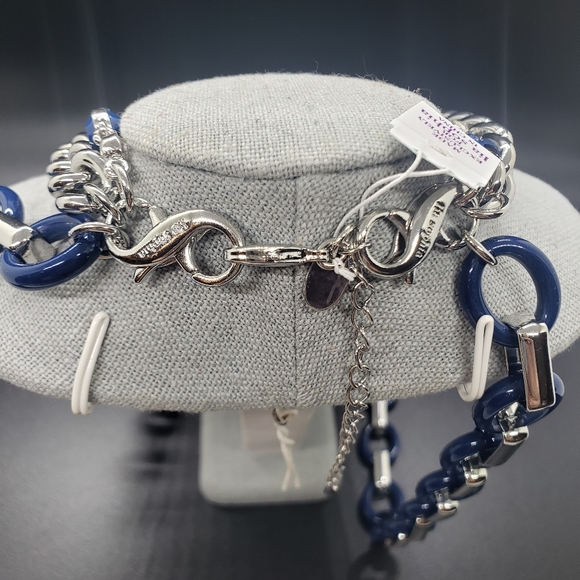 Lia Sophia Triple Chain Necklace - Picture 4 of 5